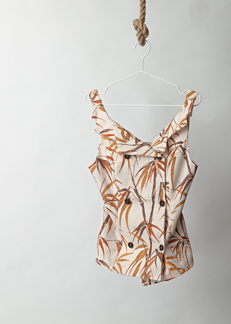 A00052 Vest Africa - Image 1