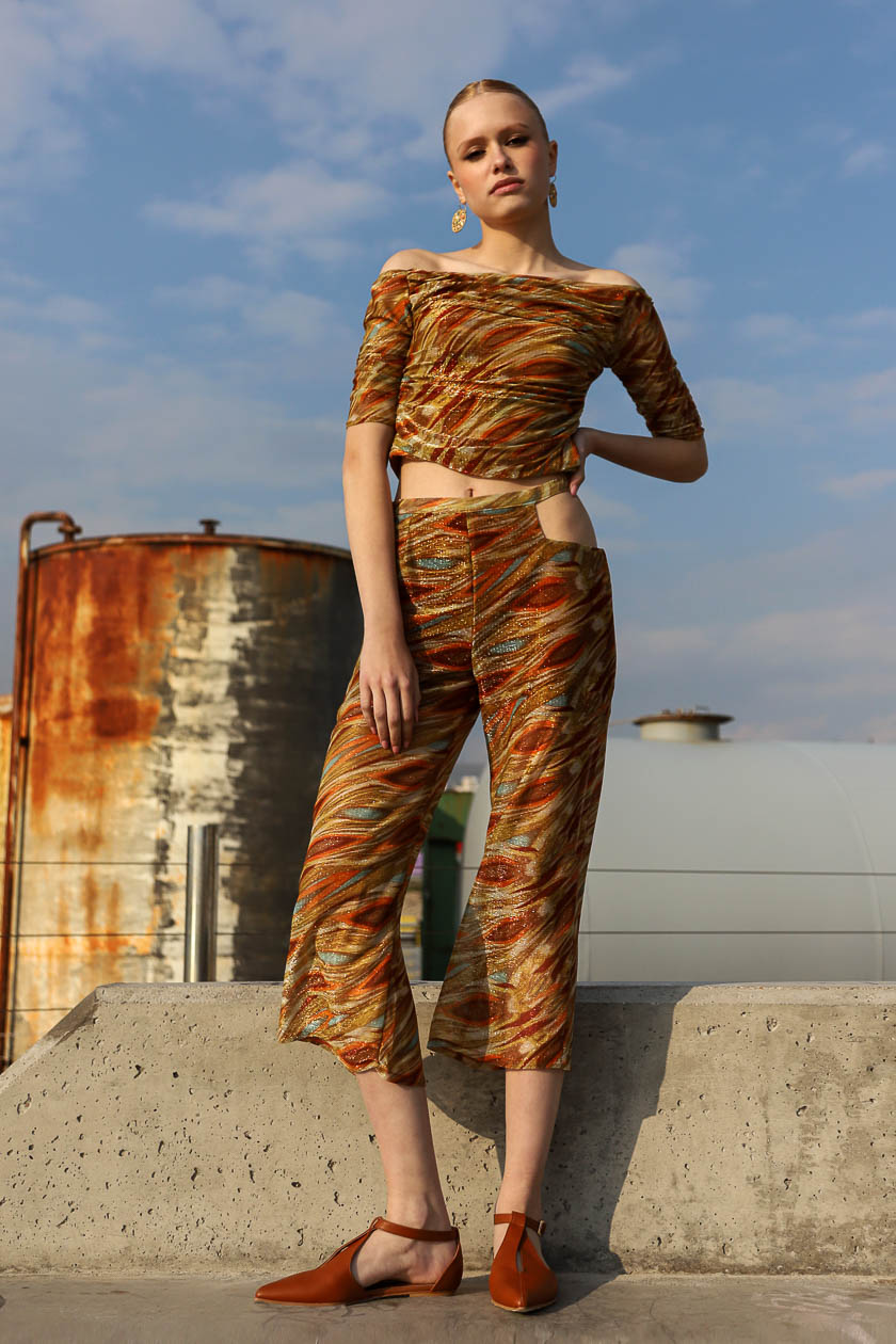 A00285_1 Cutout Zip Cullote - Image 3