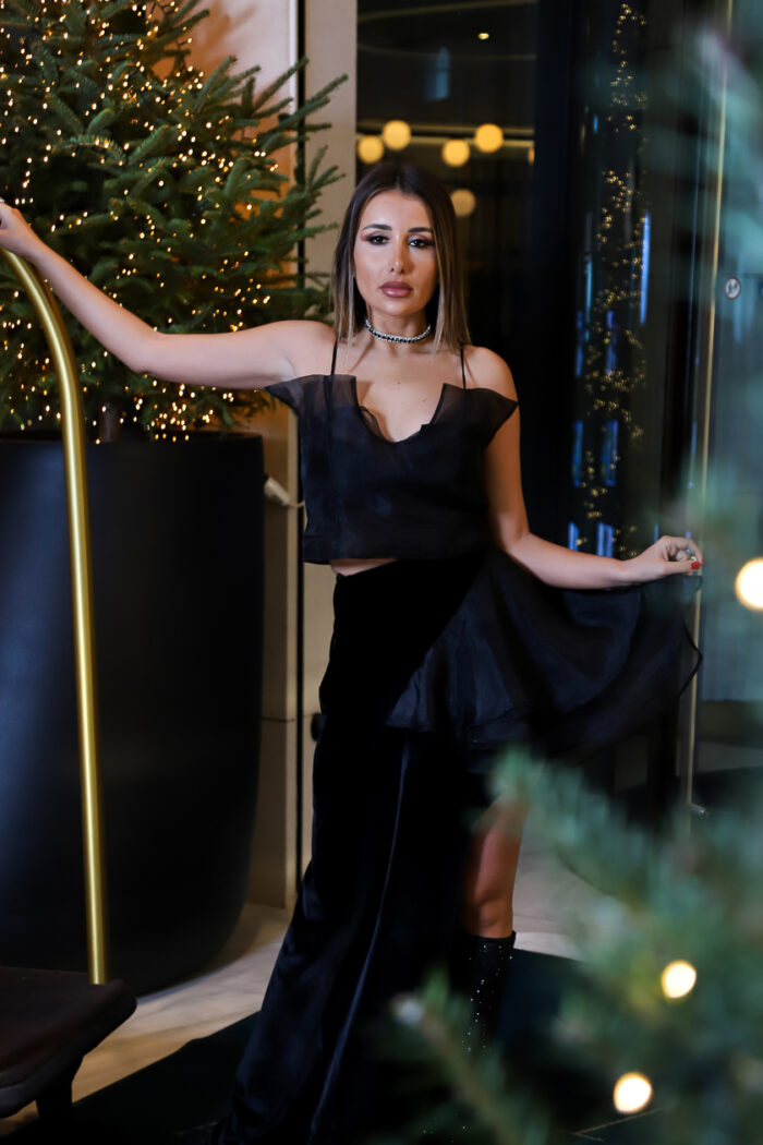 Velvet Bow Skirt - Image 5